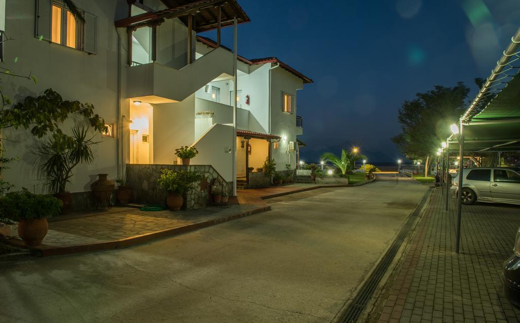 Linaraki Studios & Apartments Sikia Halkidiki Exterior foto